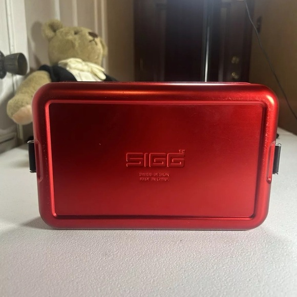 Supreme x SIGG Small Metal Box Plus Red (SS18A24) One Size - Picture 5 of 9
